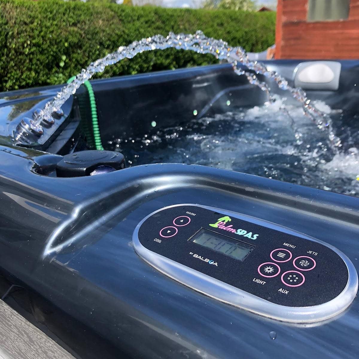 Colada+ 5 Seater 28 Jets 13A/32A Hot Tub - Vookoo Lifestyle