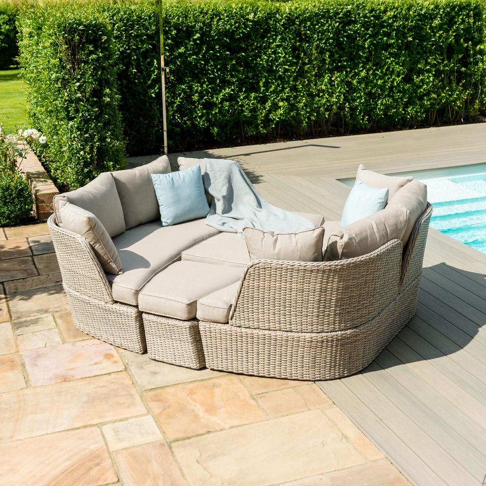 Cotswold Daybed - Vookoo Lifestyle