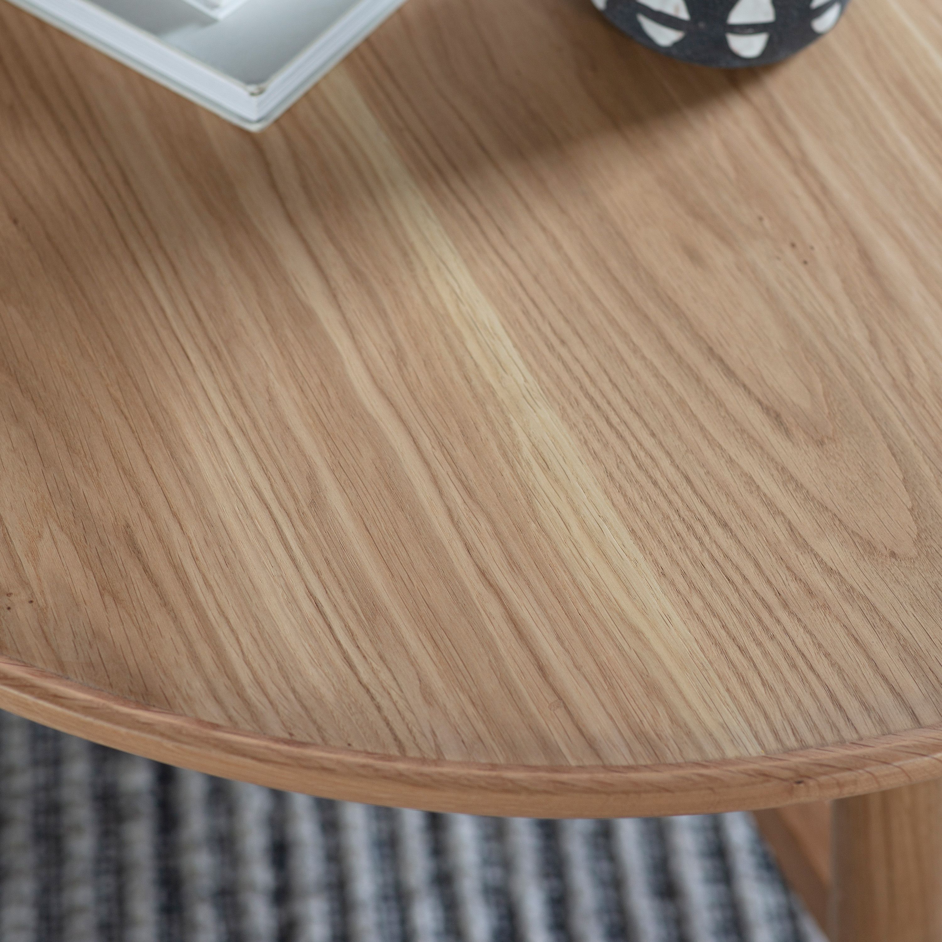 Miltri Round Coffee Table - Vookoo Lifestyle